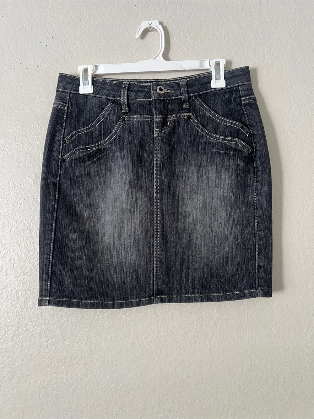 EUC CACHE Denim Mini Skirty Gray Cotton Blend Size 2
